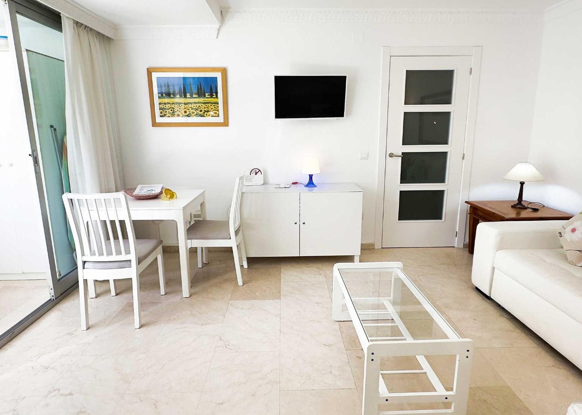 1 Bedroom Apartment Second Line Beach- Parque Marbella Building Екстериор снимка